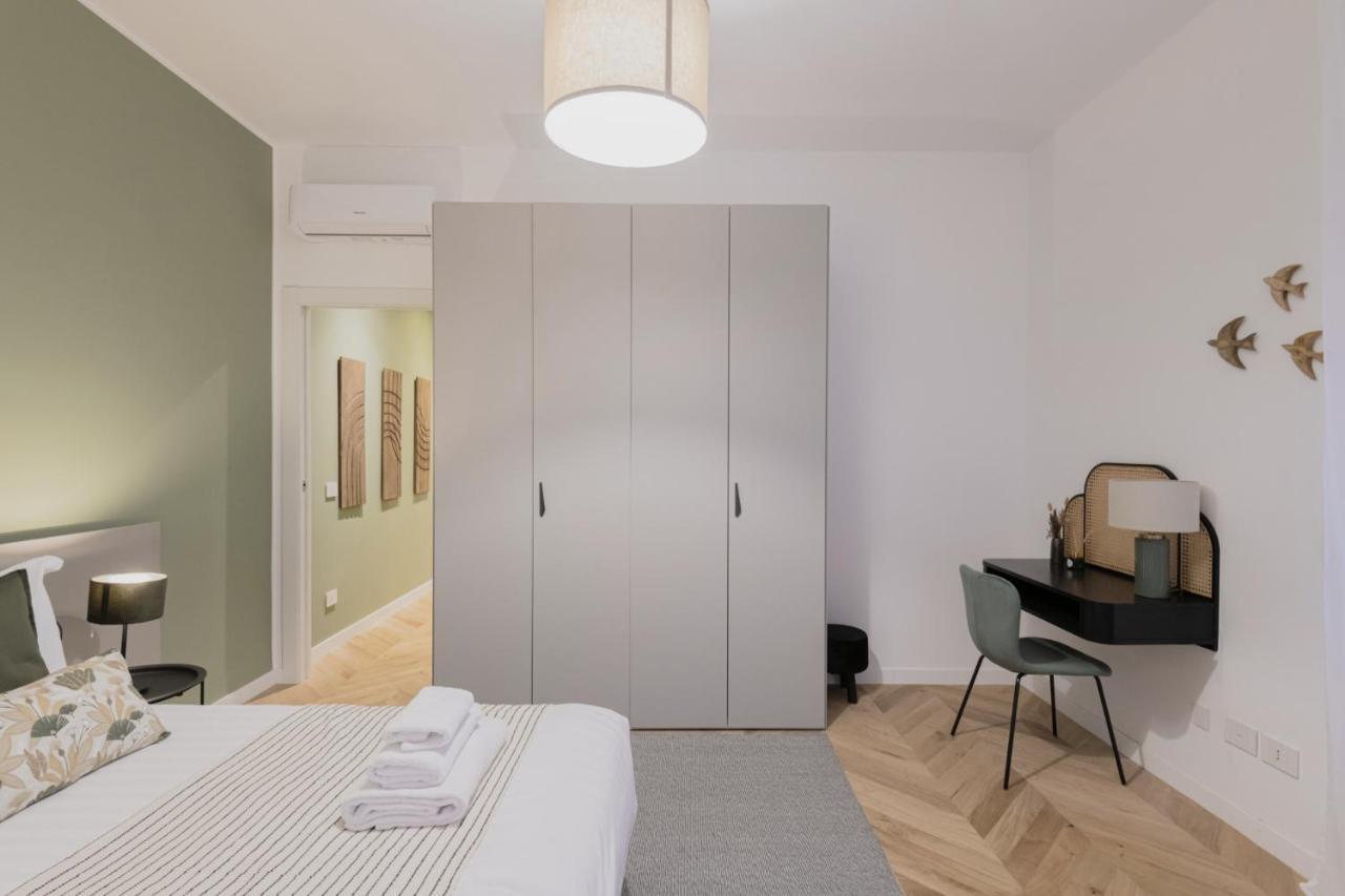 Easylife - Oasi Di Stile A 10Min Dal Duomo Apartment Milan Luaran gambar