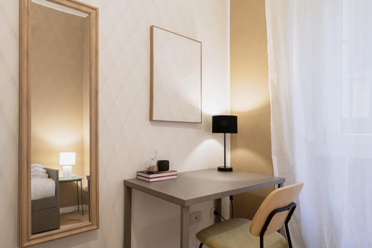 Easylife - Oasi Di Stile A 10Min Dal Duomo Apartment Milan Luaran gambar