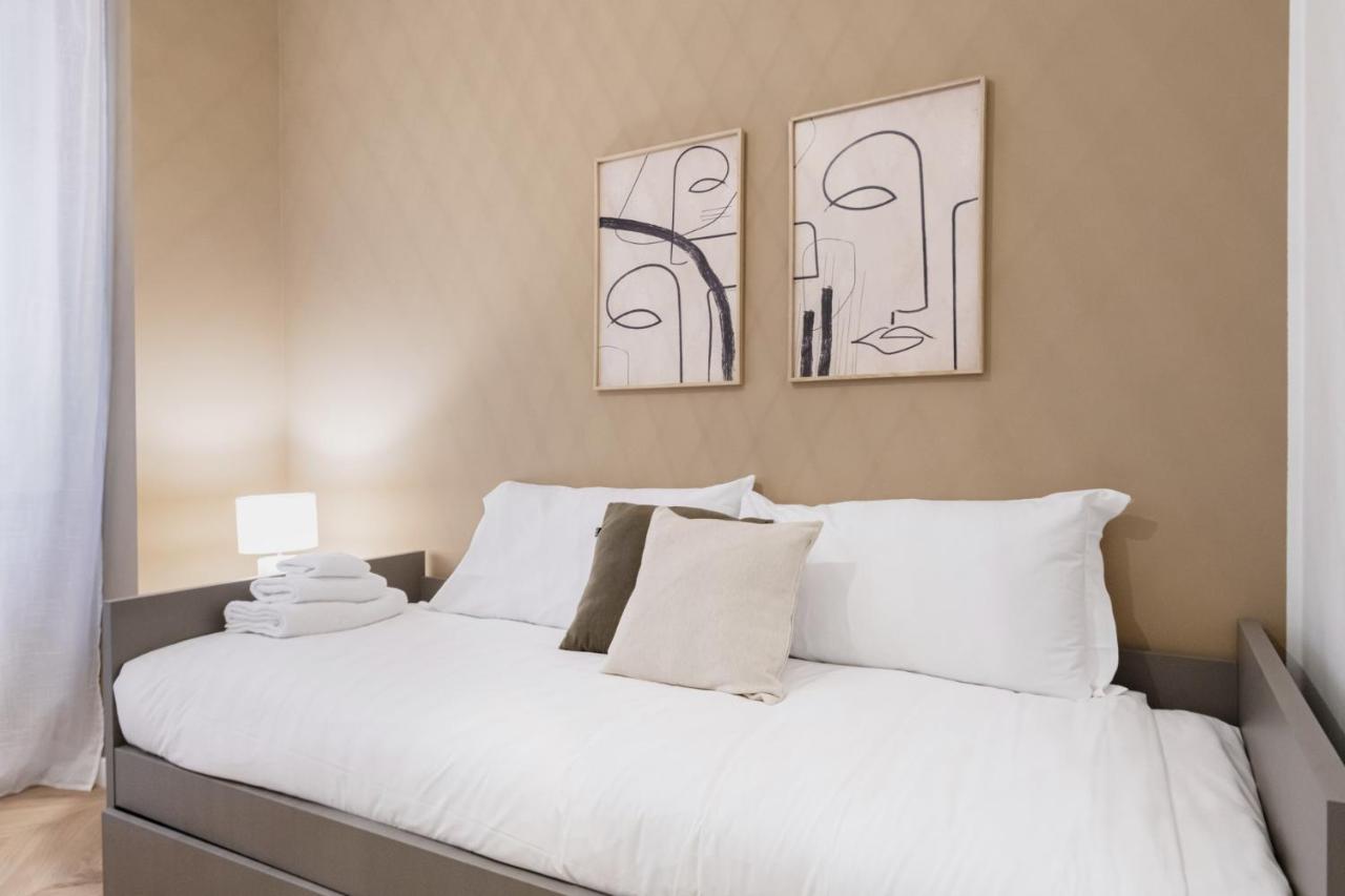 Easylife - Oasi Di Stile A 10Min Dal Duomo Apartment Milan Luaran gambar