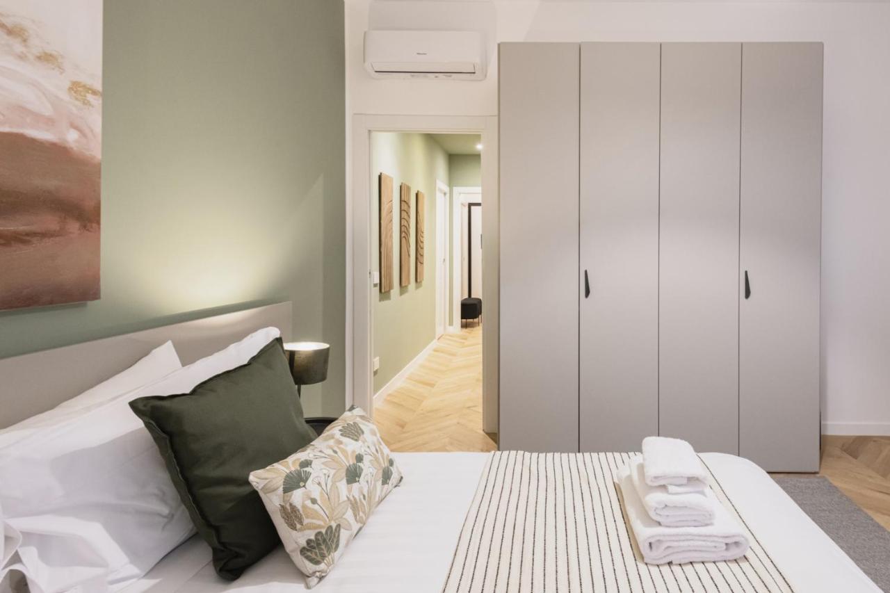 Easylife - Oasi Di Stile A 10Min Dal Duomo Apartment Milan Luaran gambar
